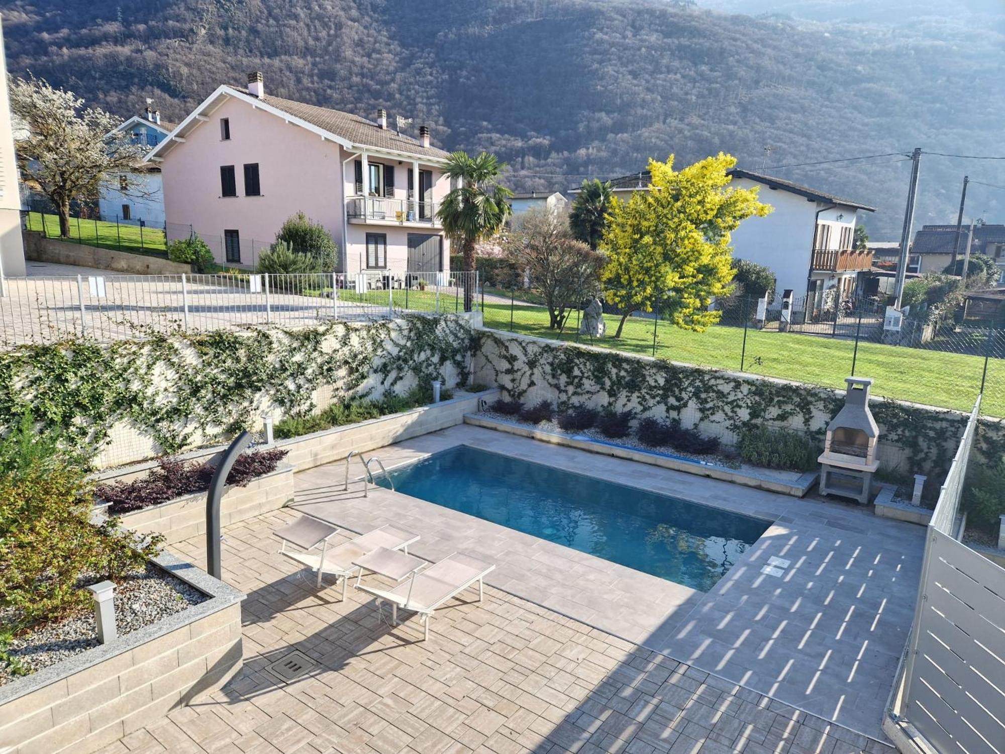 Villa Claudia With Private Pool Colico Luaran gambar
